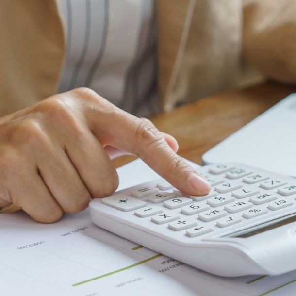 25 consejos fiscales antes de que termine el año: cómo ahorrar en tu próxima declaración con ayuda de Clemente Rueda Asesoría