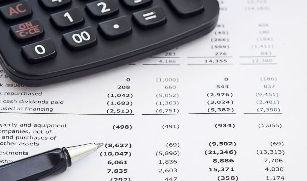 Adecuación de programas de contabilidad y facturación.